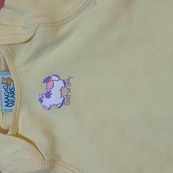 Baby Shirts With One Bib. - Picture 7 of 10